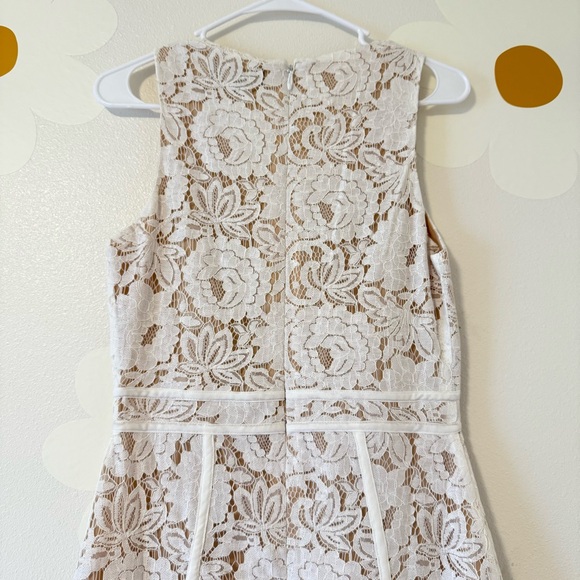 NWT Lulu's Bridal White Floral Lace Overlay Sleeveless Maxi Dress Boho Wedding - Picture 7 of 13